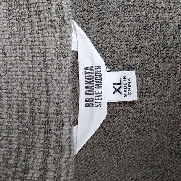 Army green shacket - Picture 3 of 3